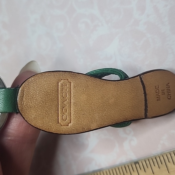 Coach Green and Brown Flip Flop Keychain - Picture 2 of 3